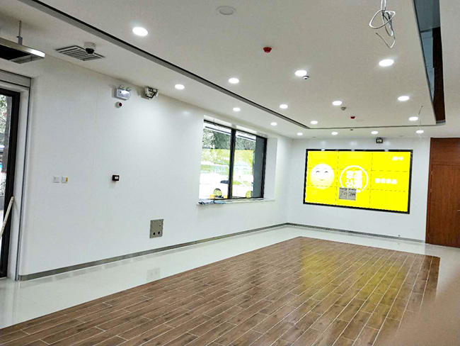 成都桃色91视频與工商銀行大廳合作案例 成都桃色91视频與工商銀行大廳合作案例